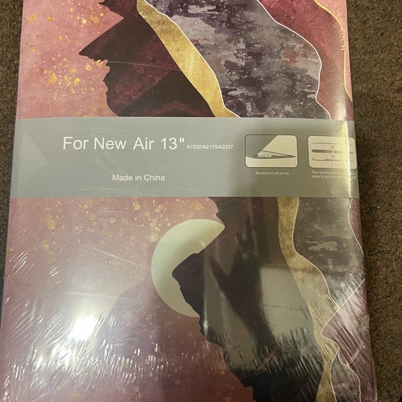 New Mac Book Air 13” case - Picture 2 of 2
